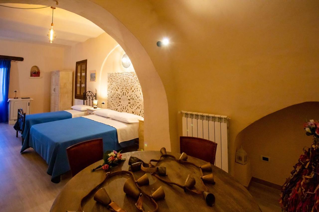 Il Paesaggio Lunare Aliano ภายนอก รูปภาพ